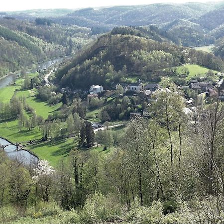 Вилла La Ferme Oubliee Paliseul Экстерьер фото